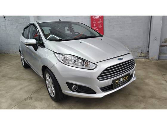 FORD FIESTA 1.5 SE HATCH 16V FLEX 4P MANUAL FORD FIESTA 1.5 SE HATCH 16V FLEX 4P MANUAL